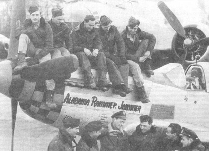 Иллюстрация к книге — «Мустанги» над Рейхом [pic_43.jpg]