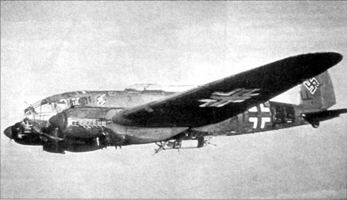 Иллюстрация к книге — Heinkel He 111. Фотоархив [pic_126.jpg]