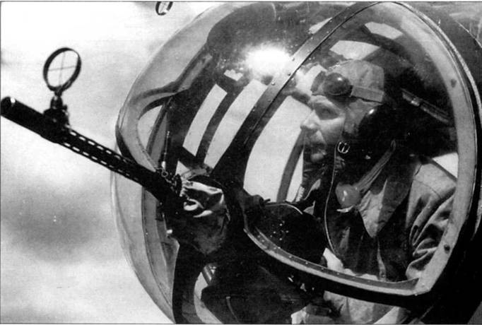 Иллюстрация к книге — Heinkel He 111. Фотоархив [pic_85.jpg]