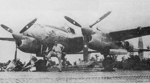 Иллюстрация к книге — Р-38 Lightning Фотоархив [pic_112.jpg]