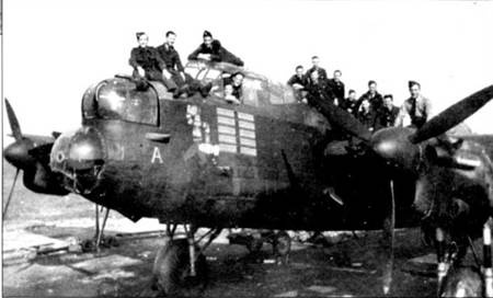 Иллюстрация к книге — Avro Lancaster [pic_148.jpg]