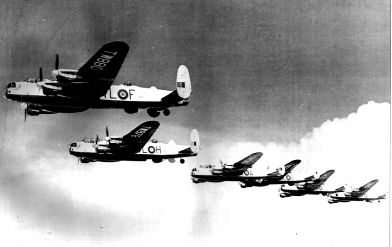 Иллюстрация к книге — Avro Lancaster [pic_160.jpg]