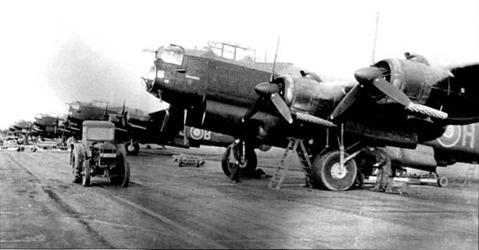 Иллюстрация к книге — Avro Lancaster [pic_50.jpg]