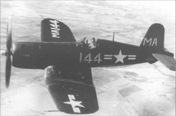 Иллюстрация к книге — F4U Corsair [pic_156.jpg]