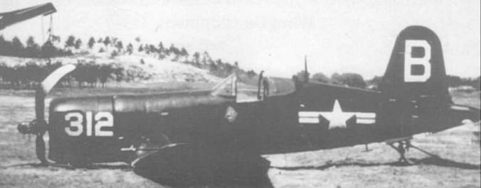 Иллюстрация к книге — F4U Corsair [pic_169.jpg]