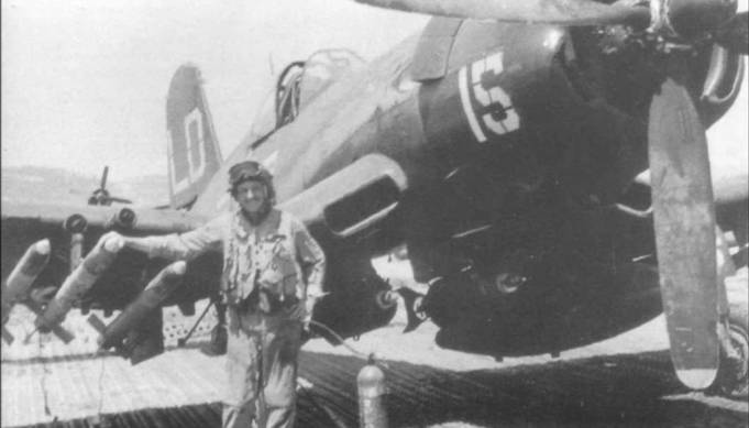 Иллюстрация к книге — F4U Corsair [pic_196.jpg]