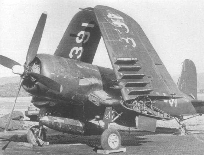 Иллюстрация к книге — F4U Corsair [pic_231.jpg]
