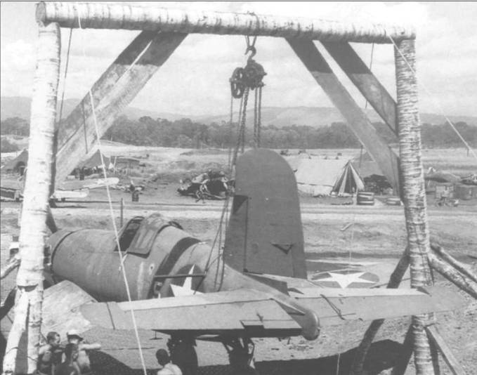 Иллюстрация к книге — F4U Corsair [pic_25.jpg]