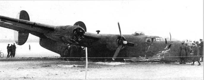 Иллюстрация к книге — B-24 Liberator [pic_208.jpg]