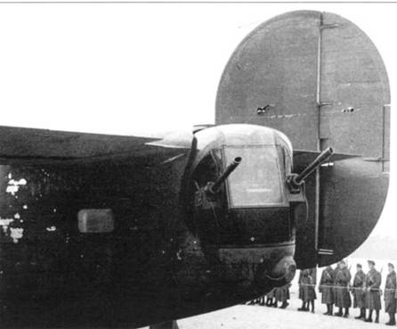 Иллюстрация к книге — B-24 Liberator [pic_212.jpg]