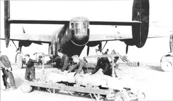 Иллюстрация к книге — B-24 Liberator [pic_47.jpg]