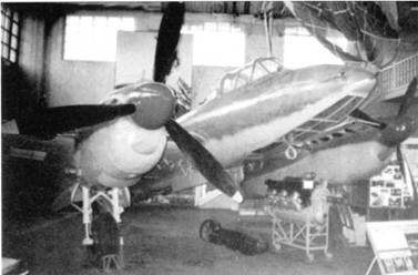 Иллюстрация к книге — Пе-2 [pic_101.jpg]