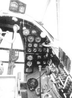 Иллюстрация к книге — Пе-2 [pic_127.jpg]