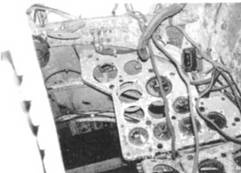 Иллюстрация к книге — Пе-2 [pic_130.jpg]