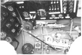 Иллюстрация к книге — Пе-2 [pic_137.jpg]