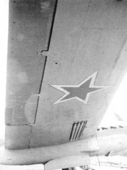 Иллюстрация к книге — Пе-2 [pic_194.jpg]