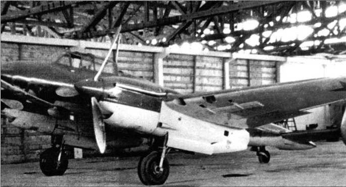 Иллюстрация к книге — Пе-2 [pic_24.jpg]