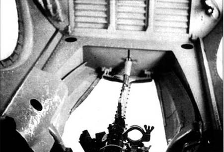 Иллюстрация к книге — Пе-2 [pic_33.jpg]