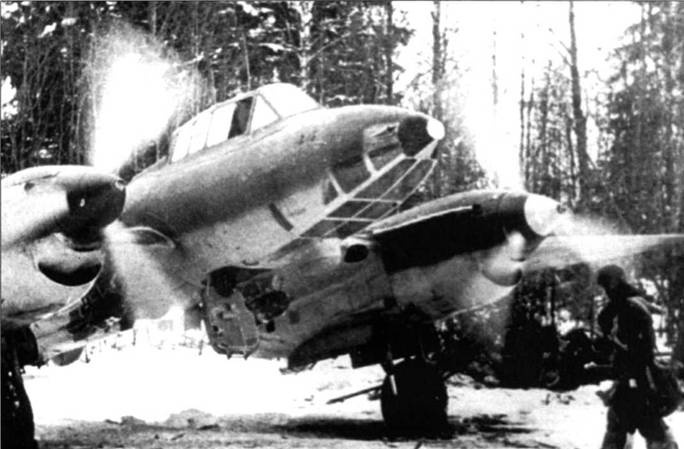 Иллюстрация к книге — Пе-2 [pic_36.jpg]