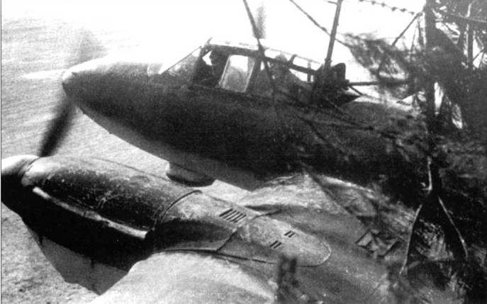 Иллюстрация к книге — Пе-2 [pic_43.jpg]