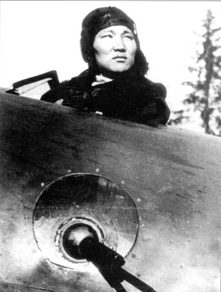 Иллюстрация к книге — Пе-2 [pic_47.jpg]