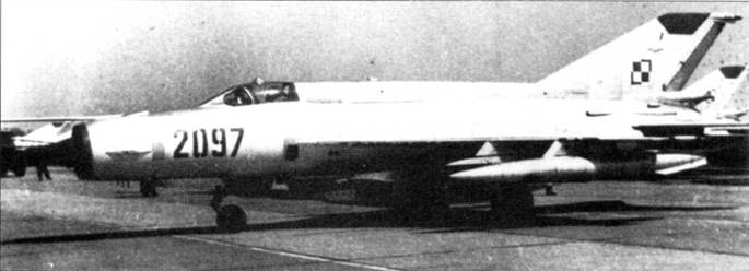 Иллюстрация к книге — МиГ-21 [pic_151.jpg]