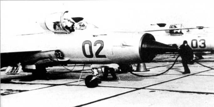 Иллюстрация к книге — МиГ-21 [pic_188.jpg]