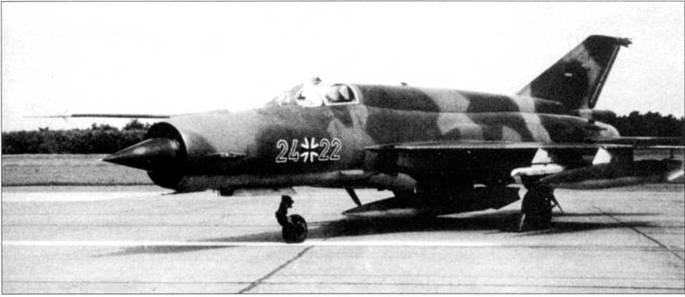 Иллюстрация к книге — МиГ-21 [pic_194.jpg]