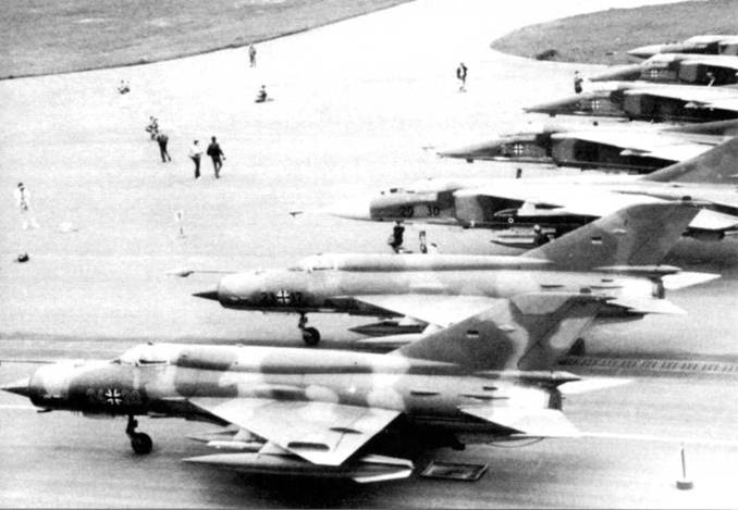 Иллюстрация к книге — МиГ-21 [pic_197.jpg]