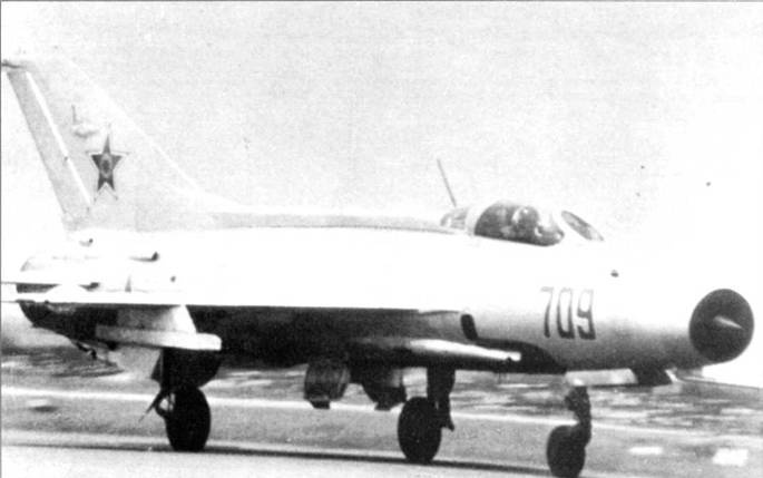 Иллюстрация к книге — МиГ-21 [pic_33.jpg]