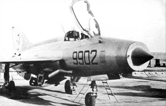 Иллюстрация к книге — МиГ-21 [pic_40.jpg]