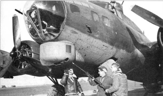 Иллюстрация к книге — B-17 Flying Fortress [pic_221.jpg]