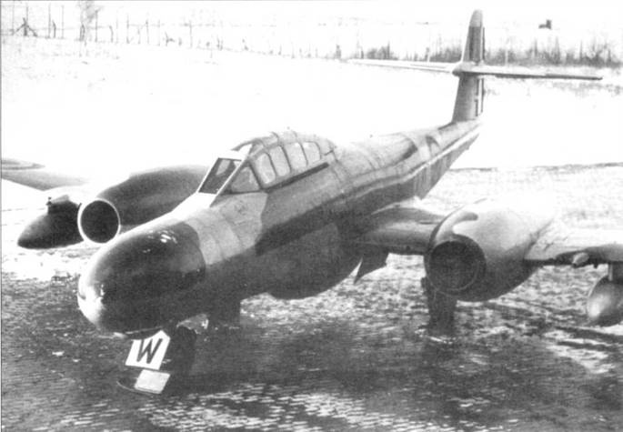 Иллюстрация к книге — Gloster Meteor [pic_150.jpg]