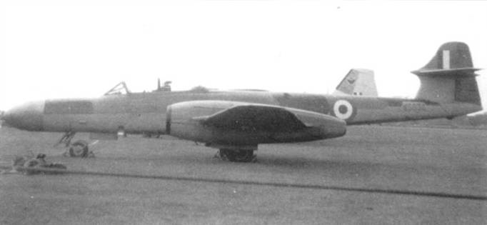 Иллюстрация к книге — Gloster Meteor [pic_168.jpg]