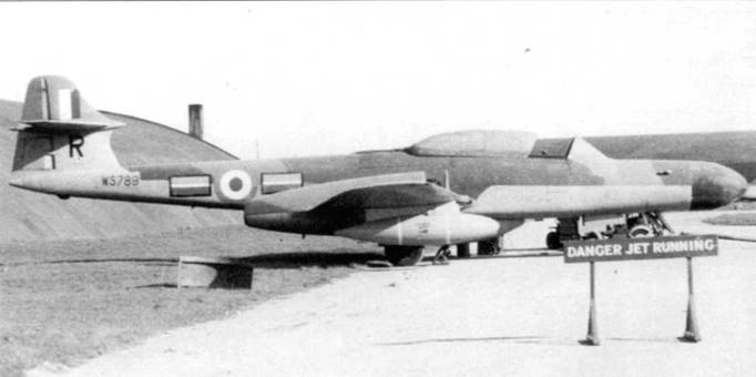 Иллюстрация к книге — Gloster Meteor [pic_172.jpg]