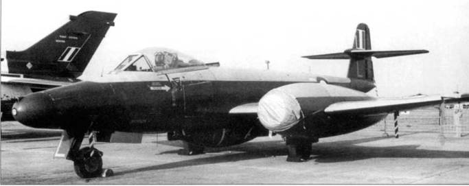 Иллюстрация к книге — Gloster Meteor [pic_196.jpg]