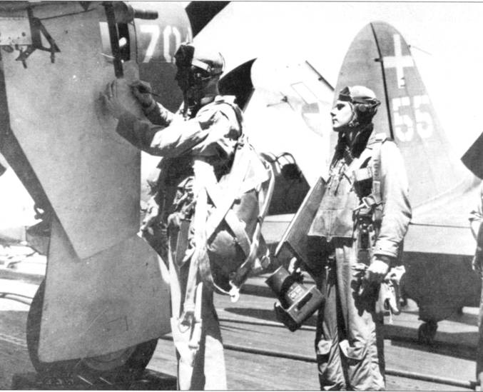 Иллюстрация к книге — SB2C Helldiver [pic_110.jpg]