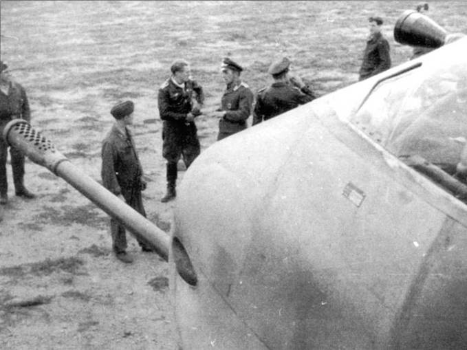 Иллюстрация к книге — Messershmitt Me 210/410 [pic_139.jpg]