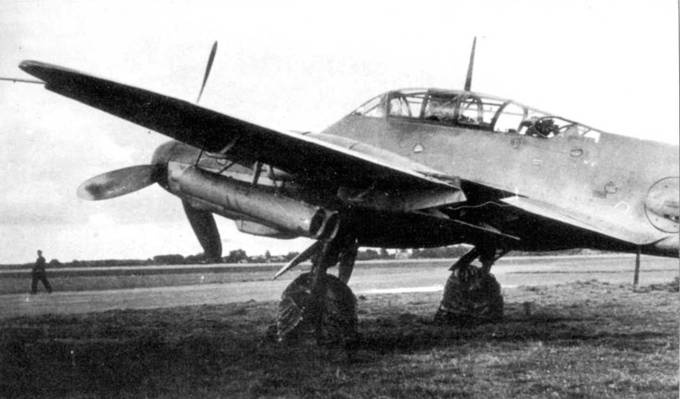 Иллюстрация к книге — Messershmitt Me 210/410 [pic_141.jpg]