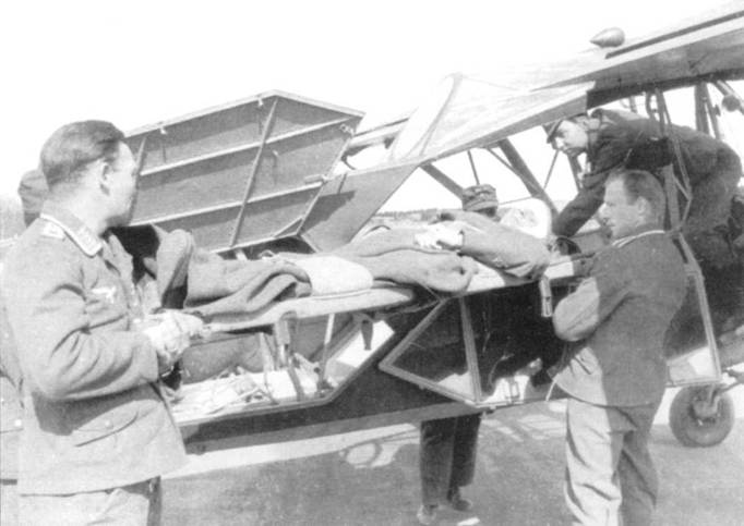 Иллюстрация к книге — Fieseler Storch [pic_147.jpg]