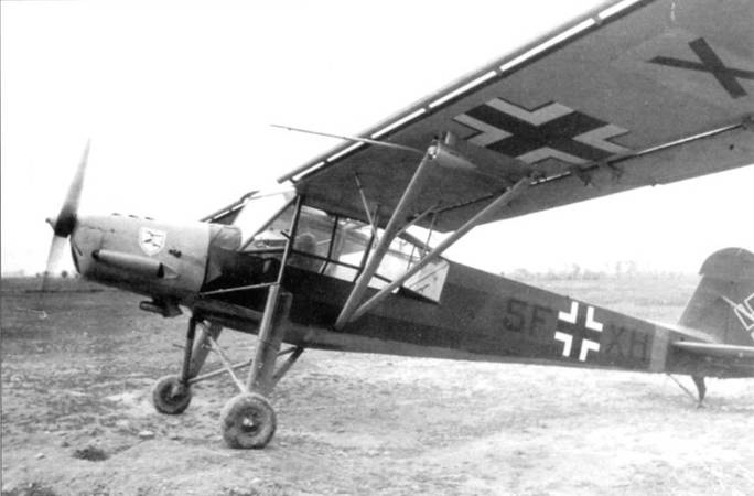 Иллюстрация к книге — Fieseler Storch [pic_55.jpg]