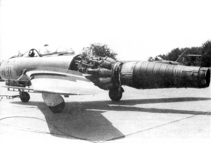 Иллюстрация к книге — МиГ-17 [pic_164.jpg]