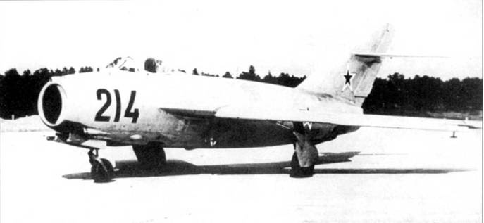 Иллюстрация к книге — МиГ-17 [pic_33.jpg]