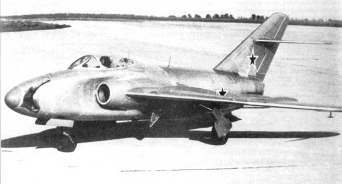 Иллюстрация к книге — МиГ-17 [pic_38.jpg]