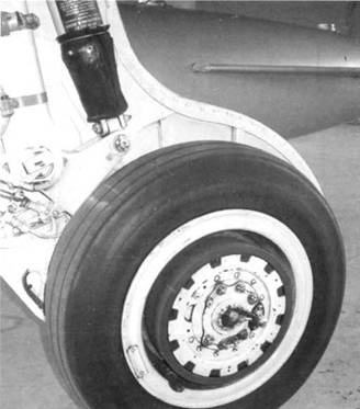 Иллюстрация к книге — МиГ-17 [pic_87.jpg]