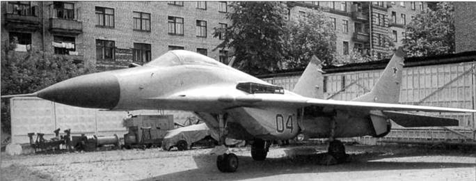 Иллюстрация к книге — МиГ-29 [pic_9.jpg]