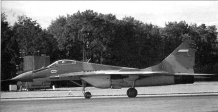 Иллюстрация к книге — МиГ-29 [pic_92.jpg]