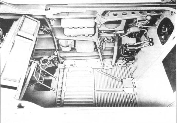 Иллюстрация к книге — SBD «Dauntless» [pic_122.jpg]