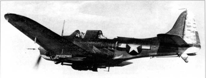 Иллюстрация к книге — SBD «Dauntless» [pic_165.jpg]