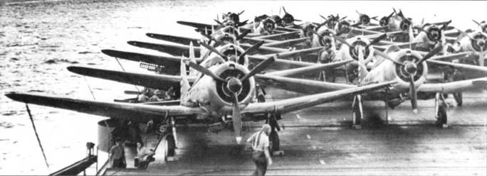 Иллюстрация к книге — SBD «Dauntless» [pic_52.jpg]